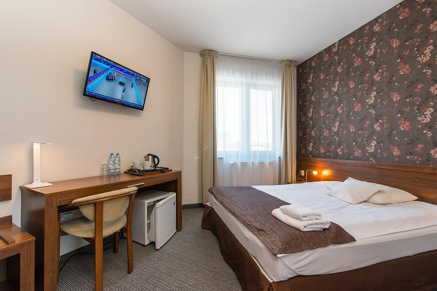 Hotel Esperanto Швидница Екстериор снимка